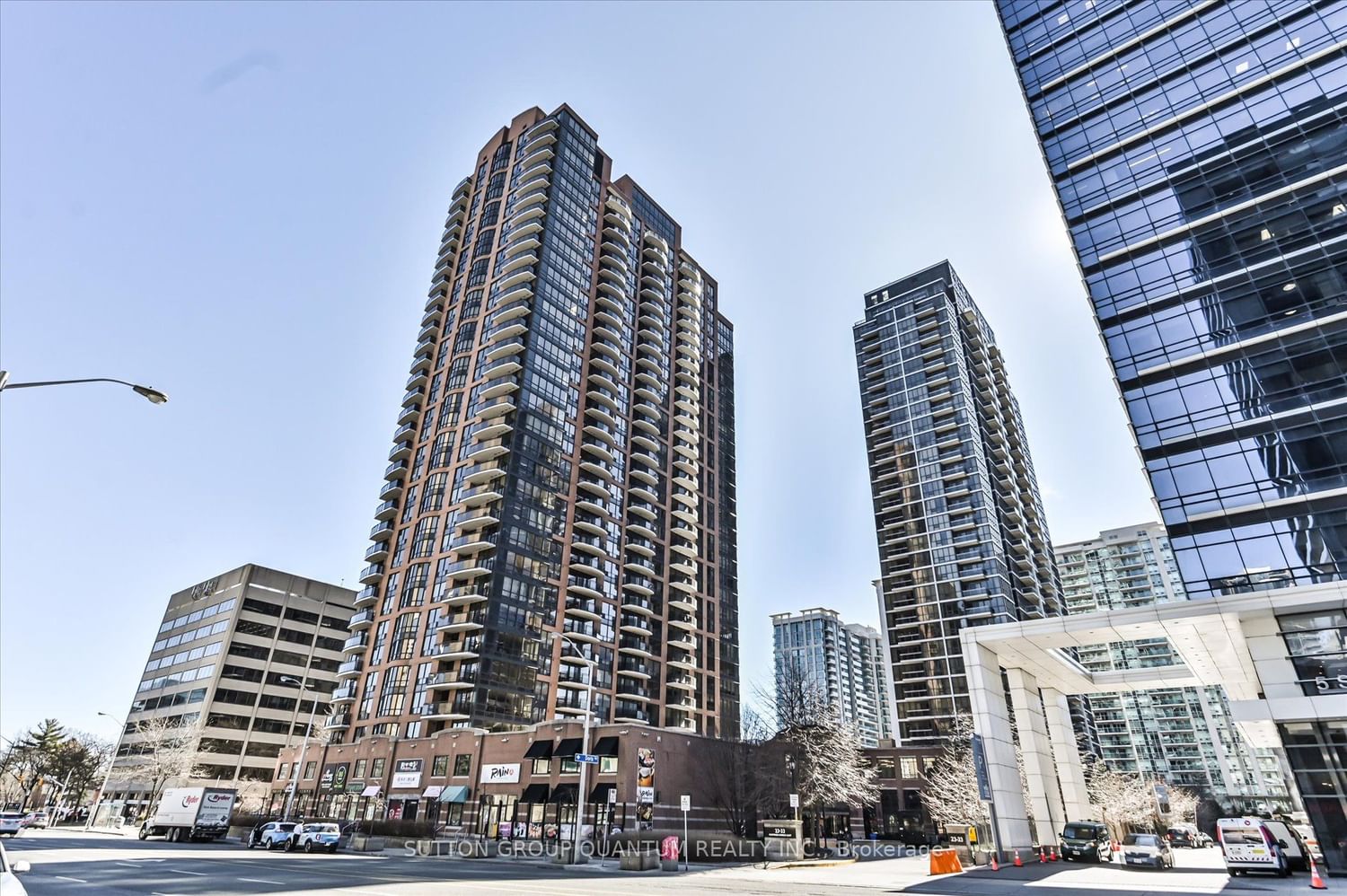 Sheppard Ave E Minto Gardens Condos Bed Bath Unit