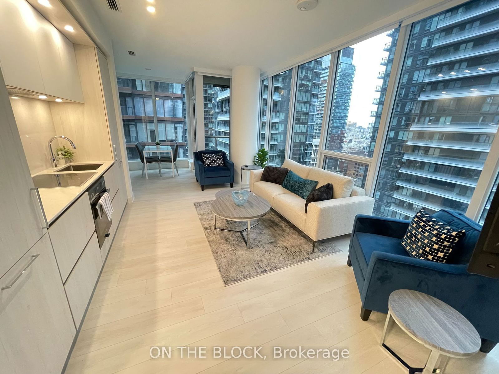 35 Mercer St, unit 1312 for rent