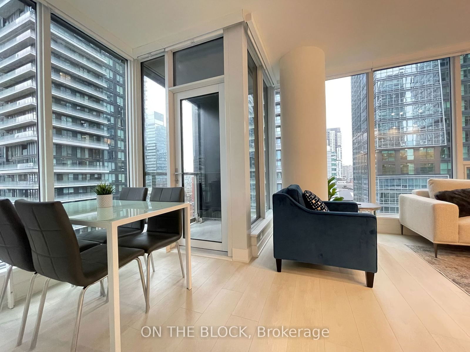 35 Mercer St, unit 1312 for rent