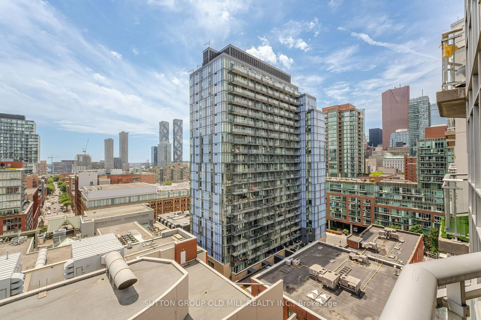 255 Richmond St E, unit 1517 for sale