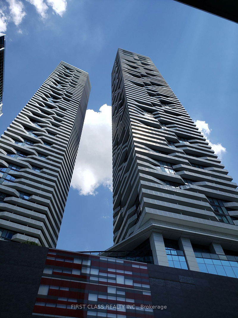 100 Harbour St, unit 4509 for rent