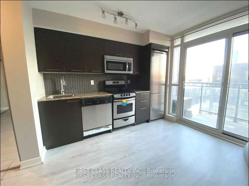 775 King St W, unit 316 for rent