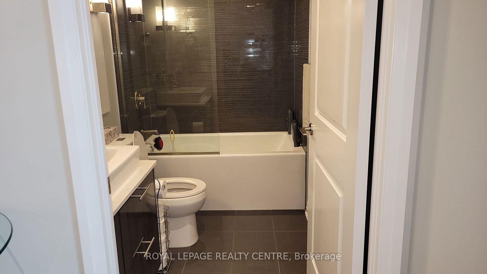 8 Mercer St, unit 518 for rent