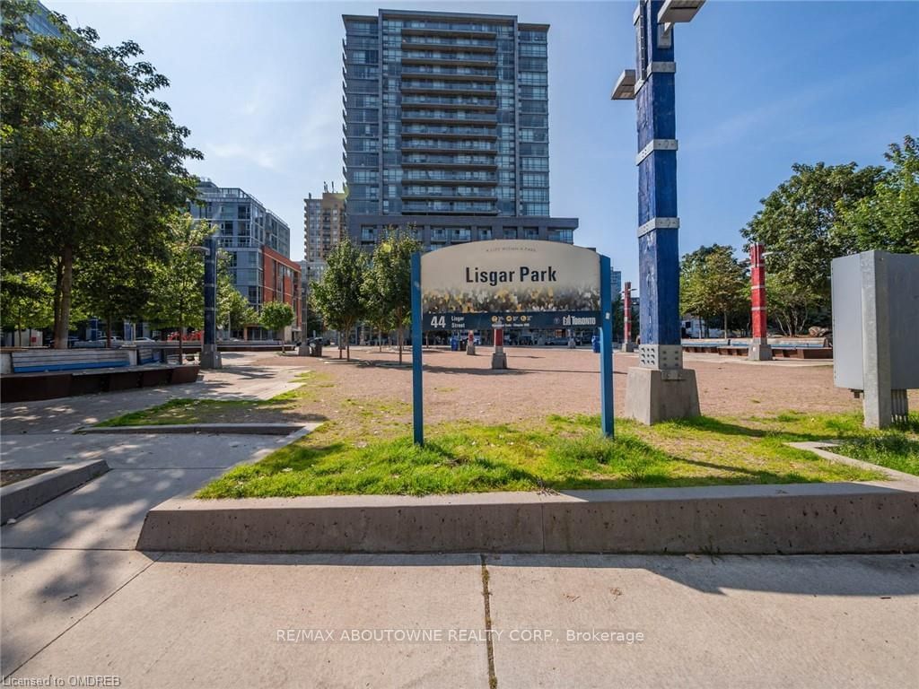 36 Lisgar St, unit 617W for rent