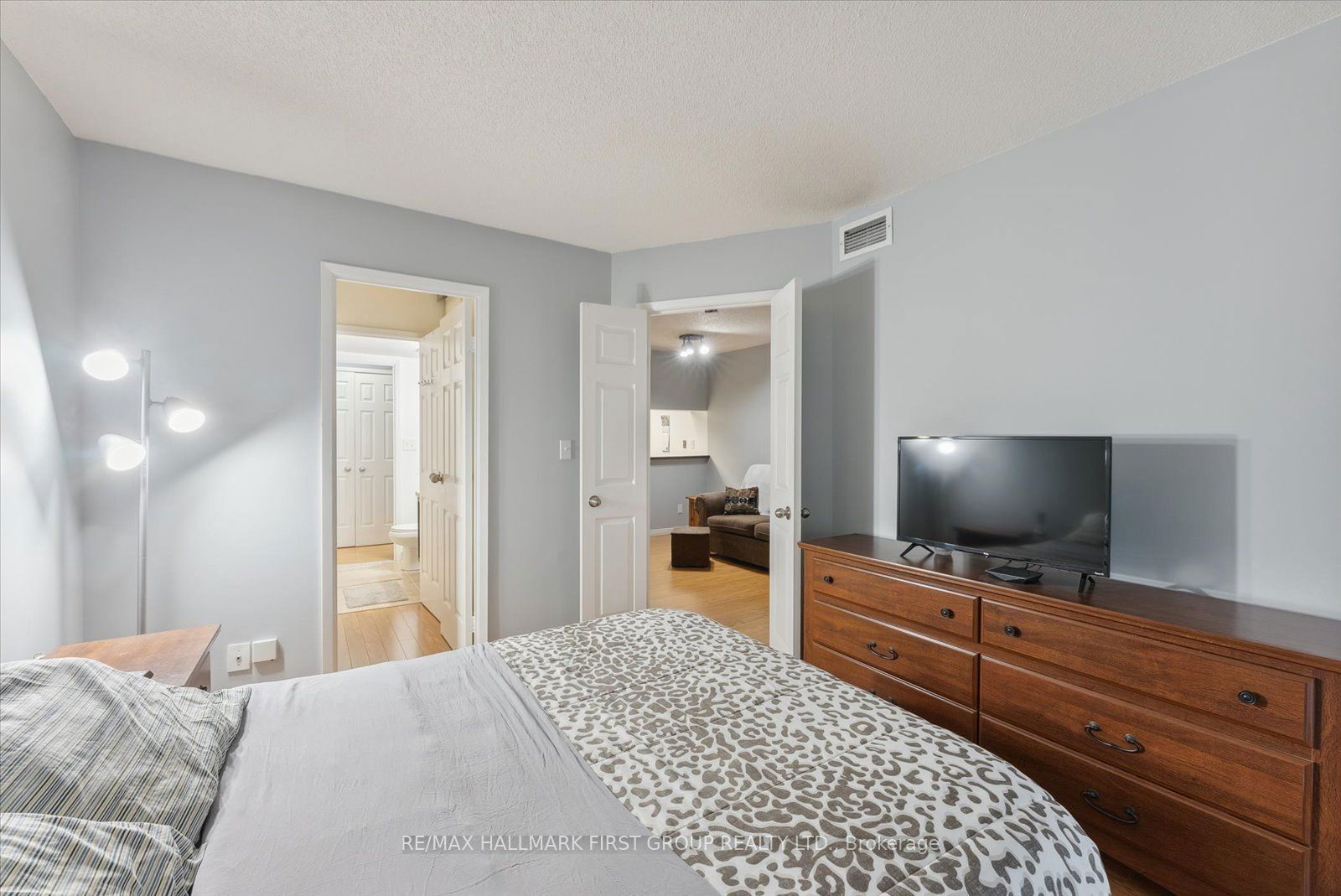 222 The Esplanade, unit 713 for sale