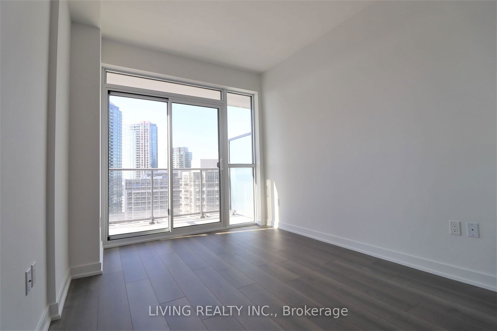 38 Iannuzzi St, unit 1713 for rent