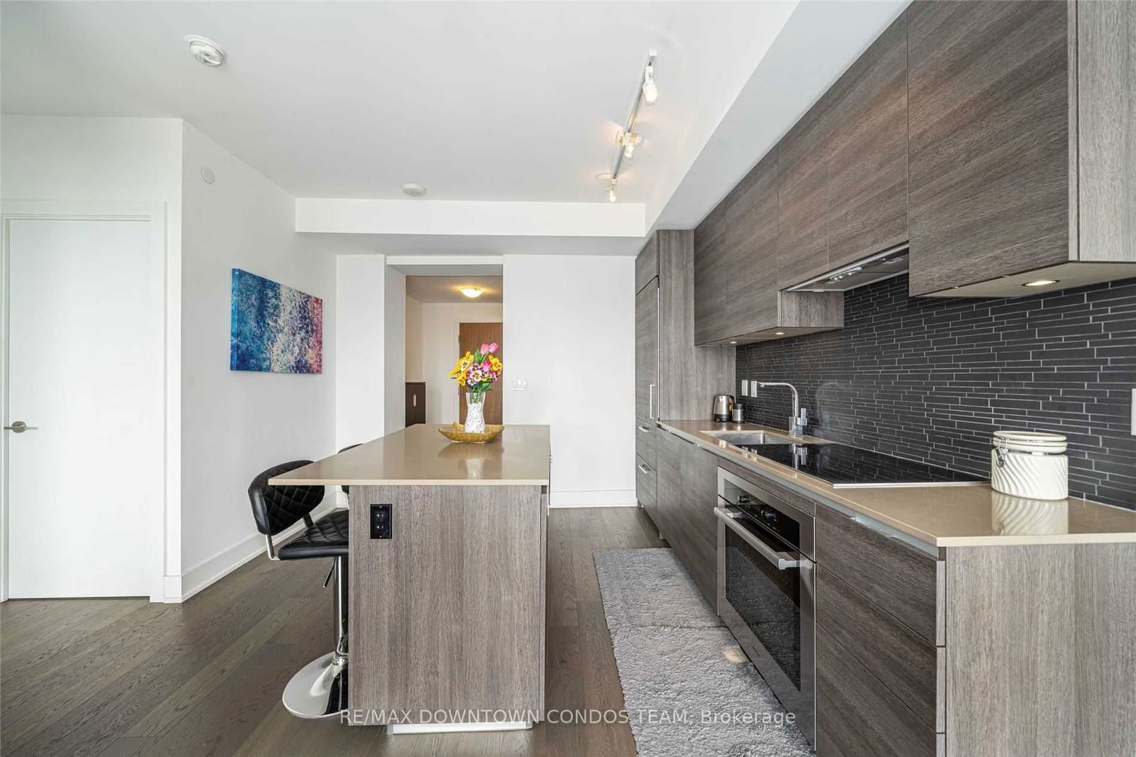 200 Bloor St W, unit 2303 for rent