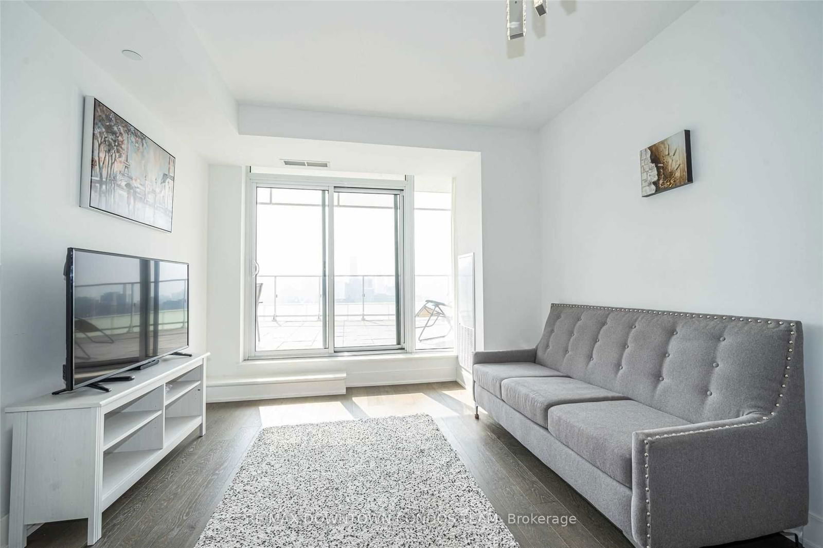 200 Bloor St W, unit 2303 for rent