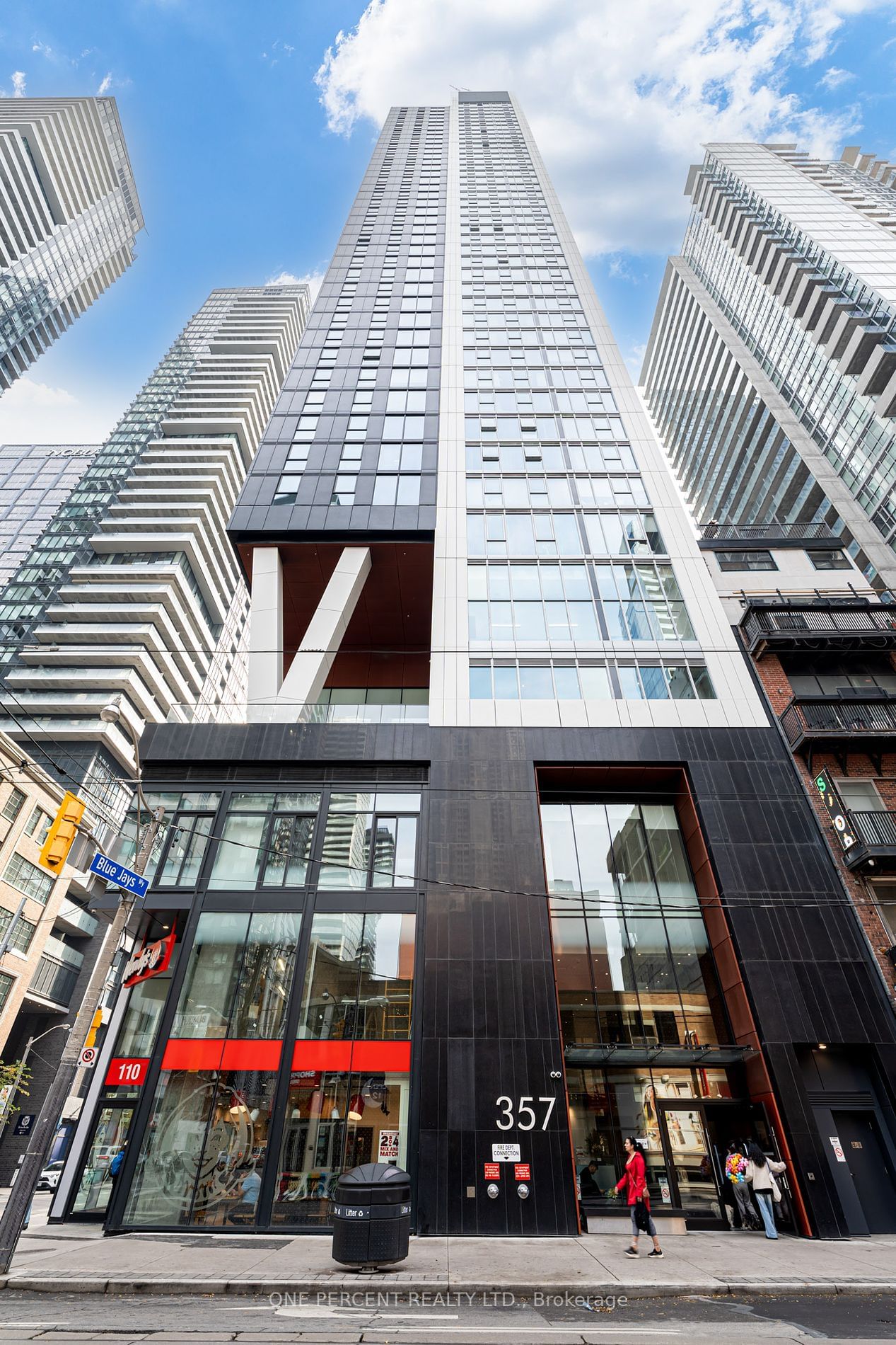 357 King St W, unit 2108 for sale