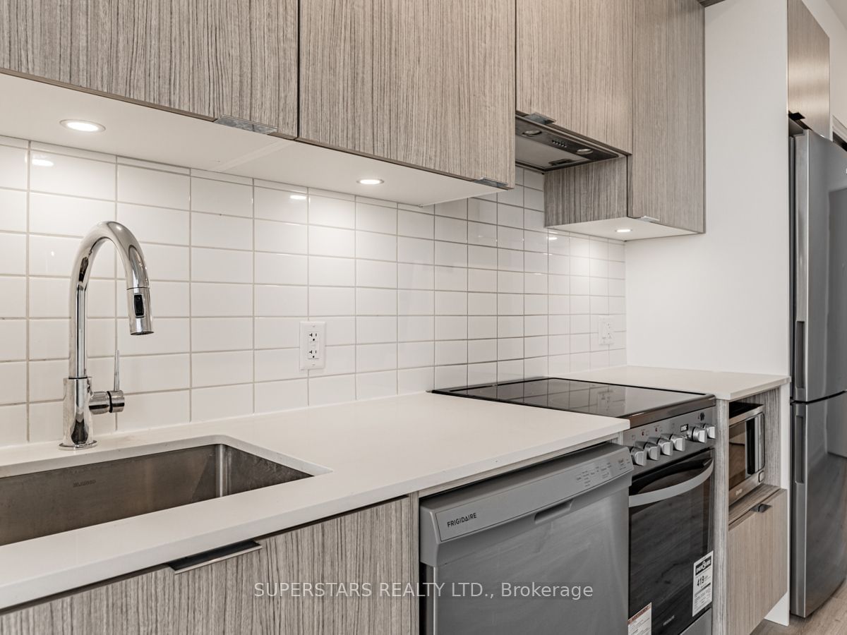 395 Bloor St E, unit 4508 for sale