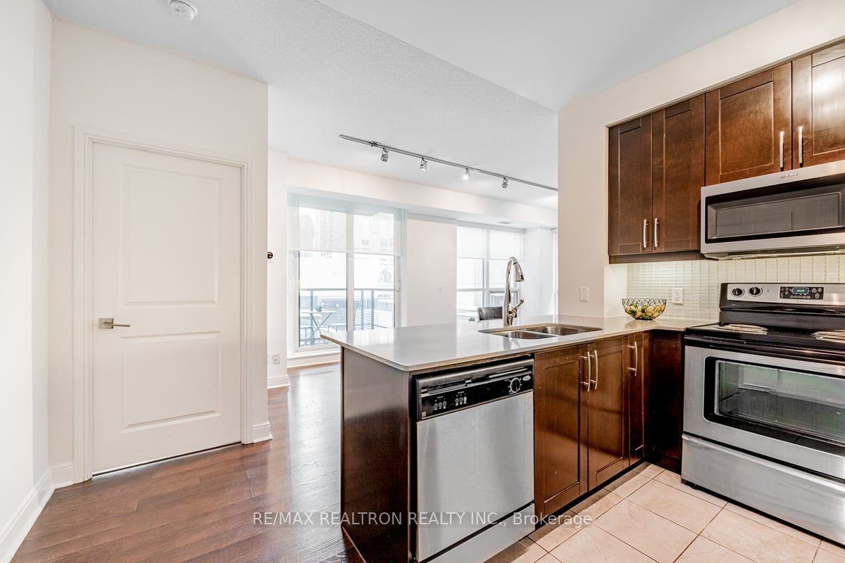 38 The Esplanade, unit 316 for sale