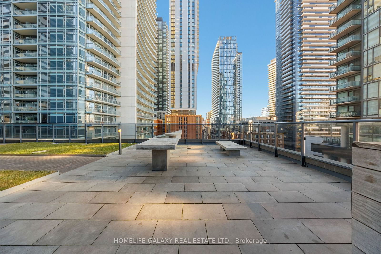 295 Adelaide St, unit 501 for sale