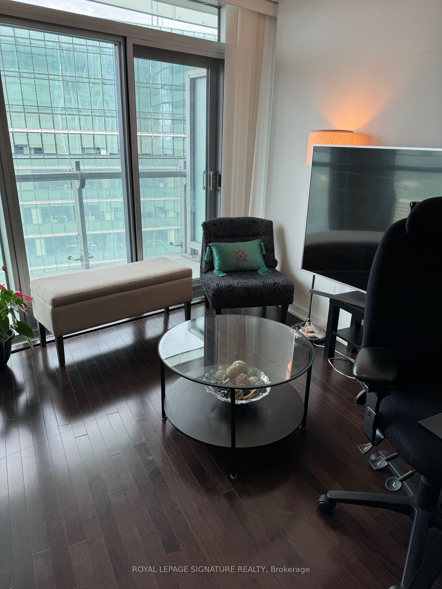 12 York St, unit 4408 for rent