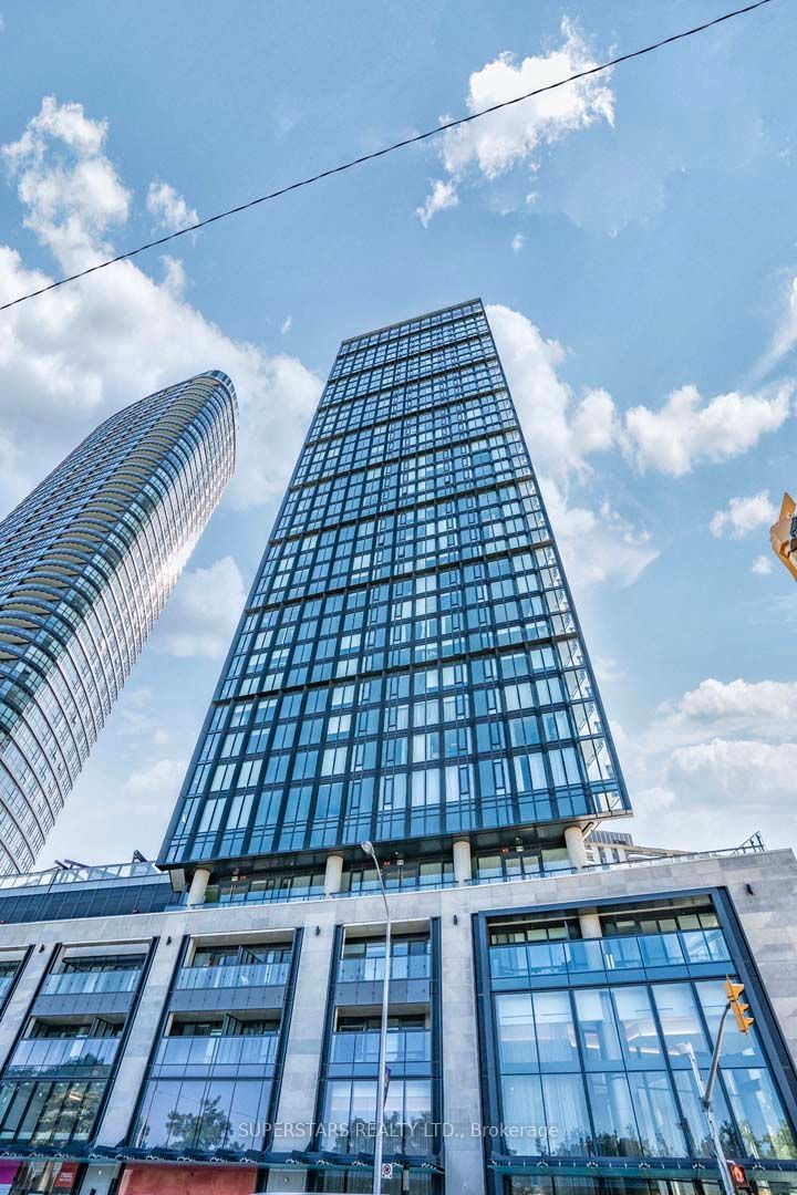 575 Bloor St E, unit 2611 for sale