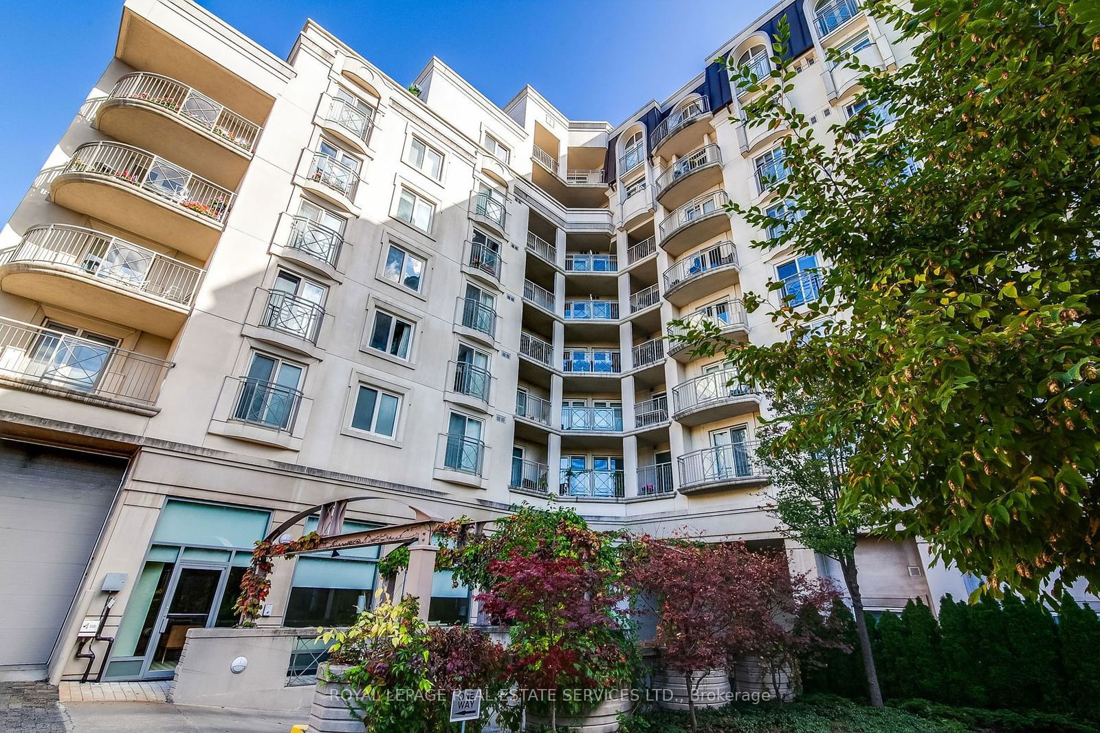 1 Balmoral Ave, unit #602 for sale