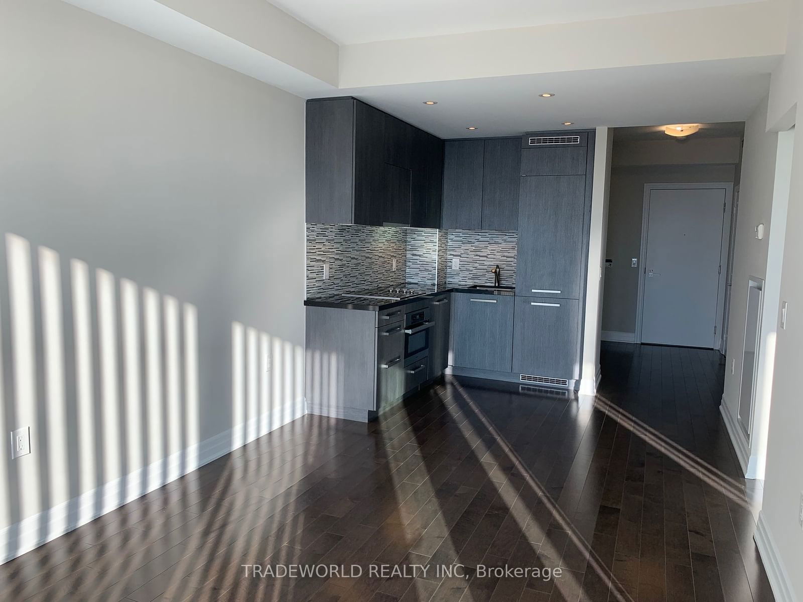 8 The Esplanade, unit 4203 for rent