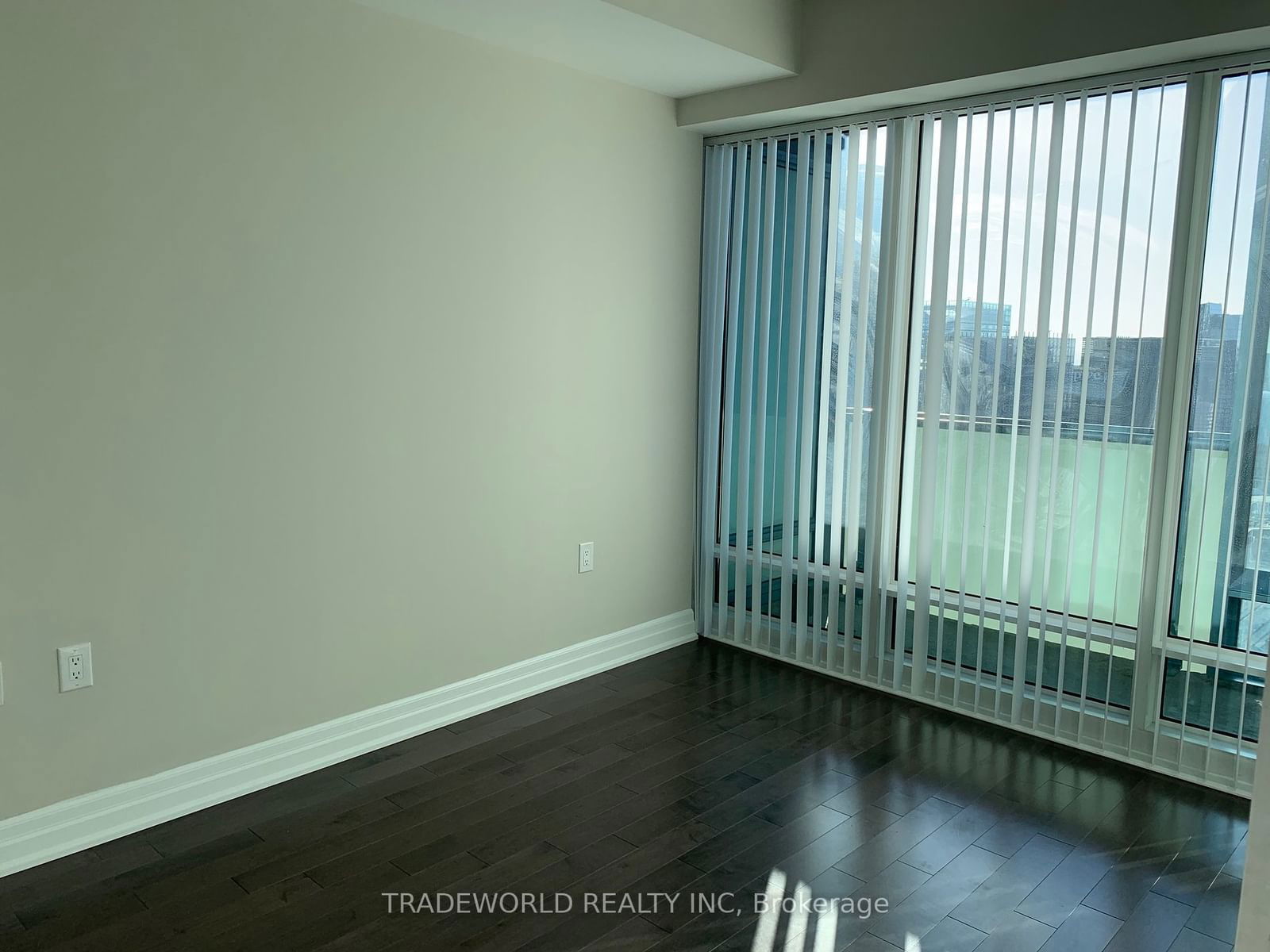 8 The Esplanade, unit 4203 for rent