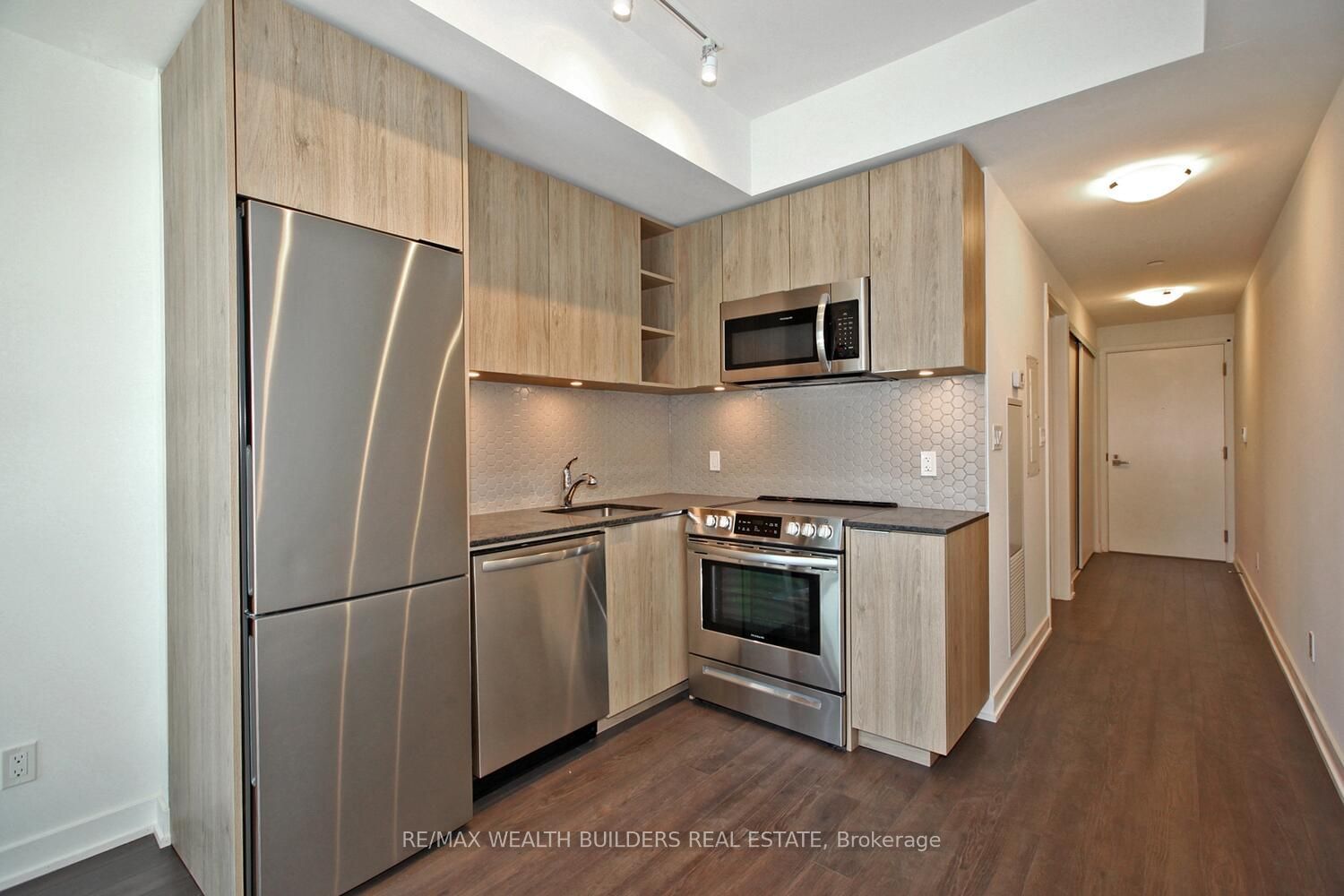 30 Ordnance St, unit 804 for rent