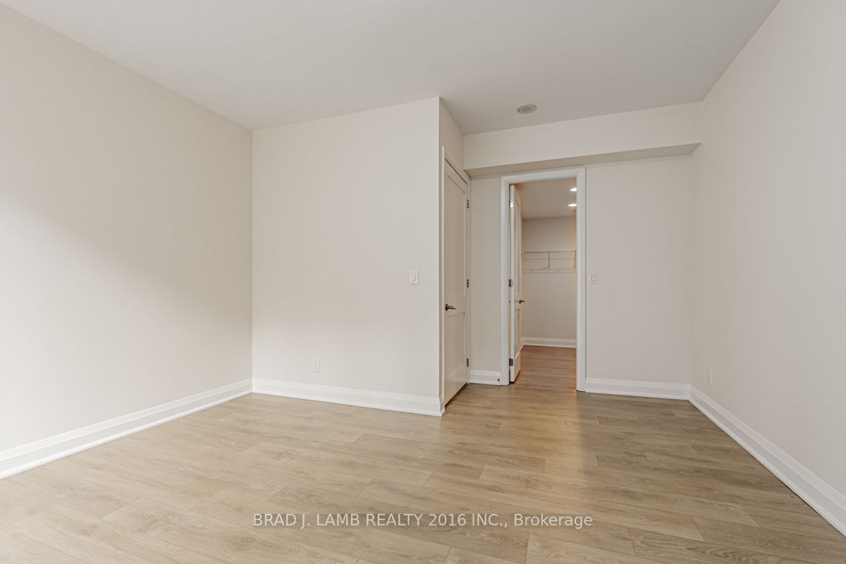 86 Sloping Sky Mews, unit TH #6 for rent