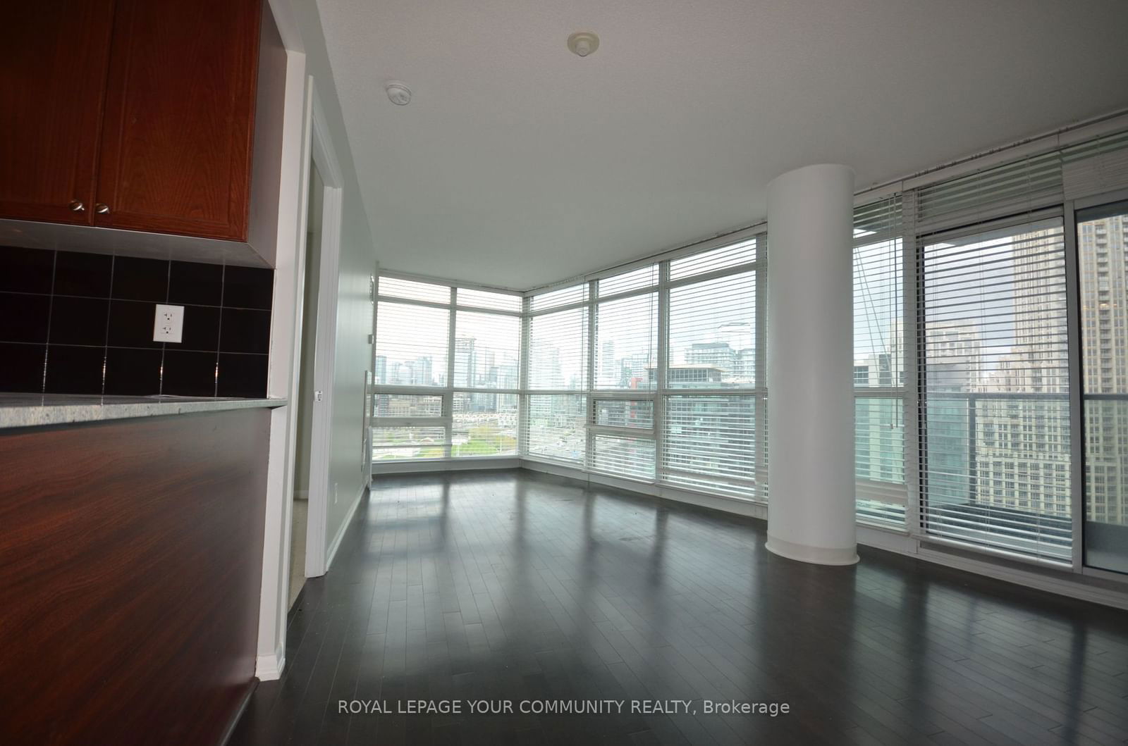 231 Fort York Blvd, unit 1511 for rent