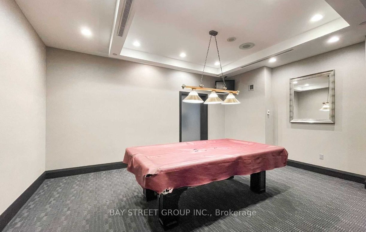 33 Sheppard Ave E, unit 1709 for rent