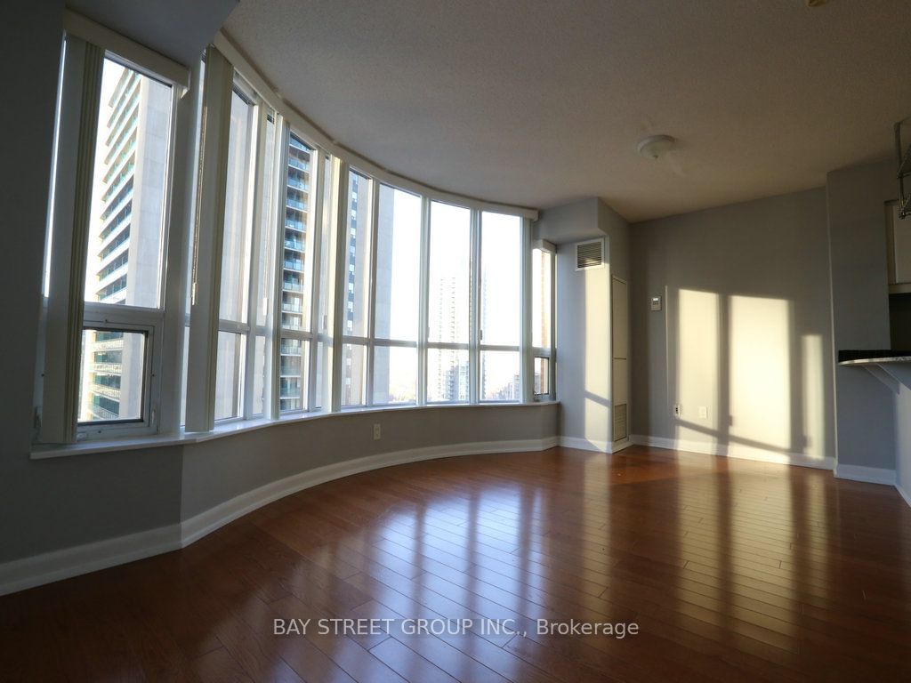 33 Sheppard Ave E, unit 1709 for rent