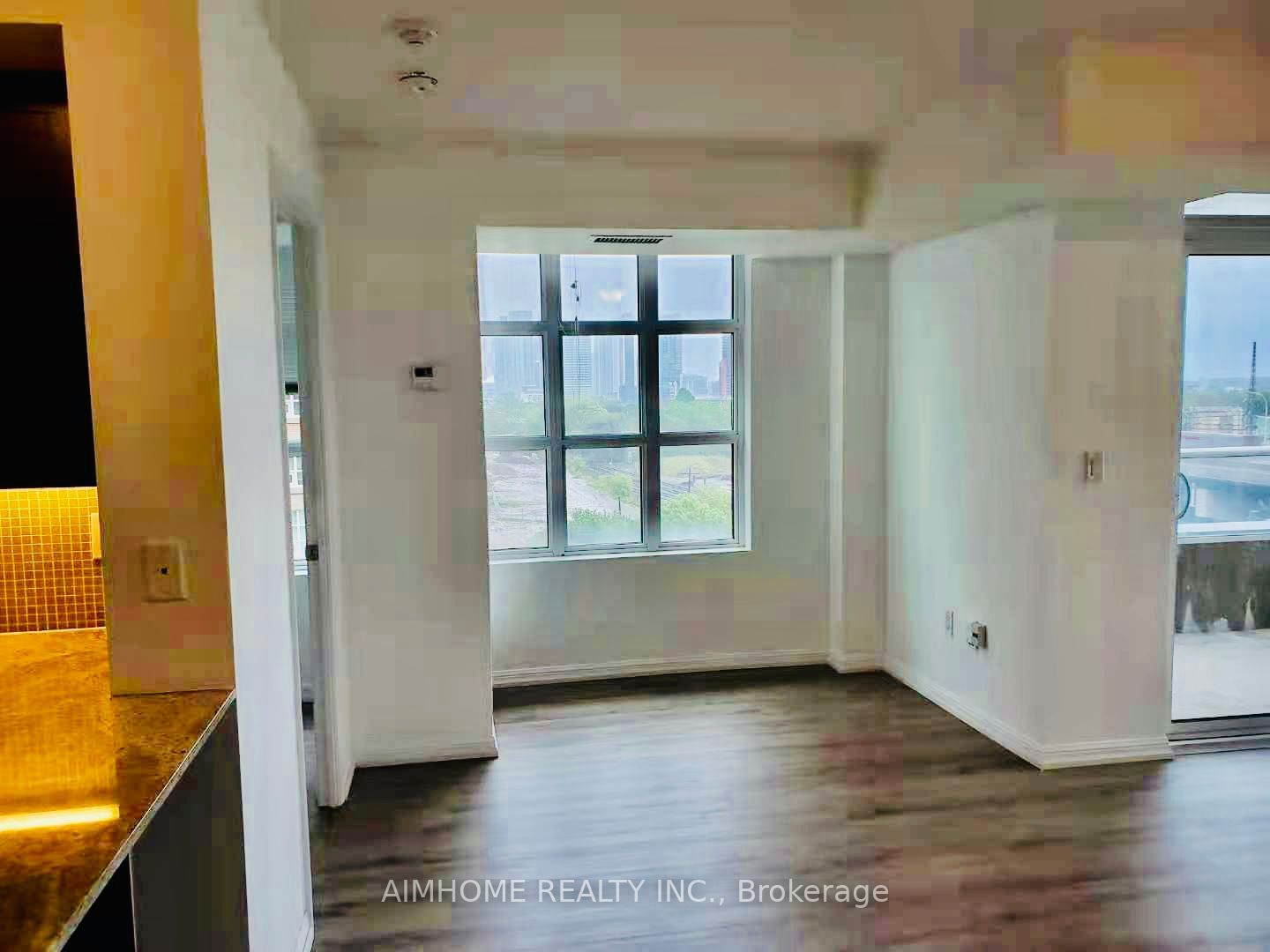 75 East Liberty St, unit 803 for rent