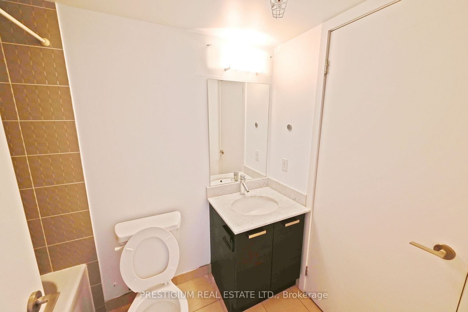 36 Lisgar St, unit 1210W for rent