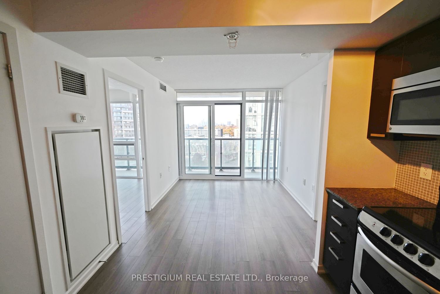 36 Lisgar St, unit 1210W for rent