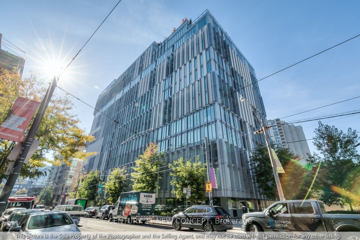 50 McCaul St, unit 510 for rent