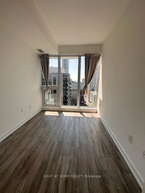 77 Shuter St, unit 2916 for rent