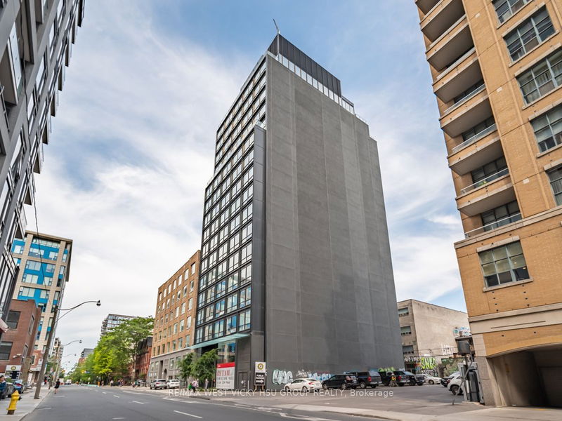 458 Richmond St W, unit 806 for sale