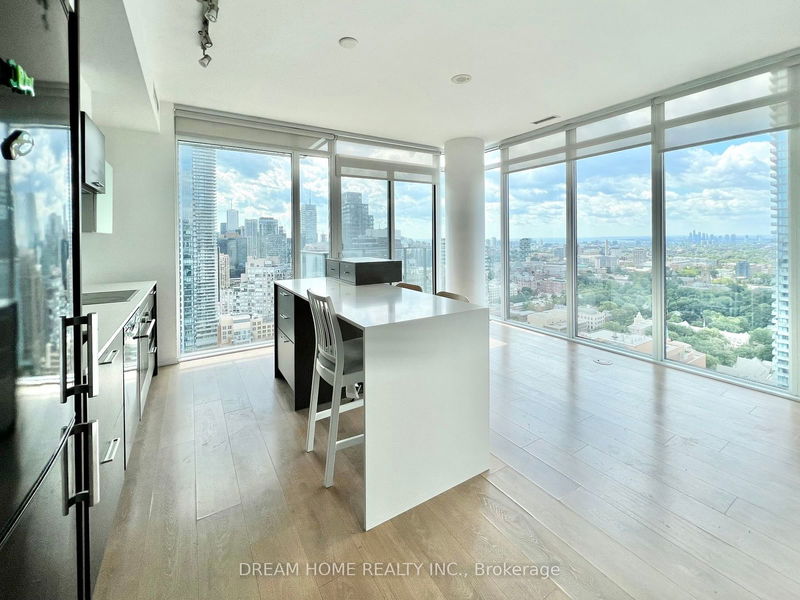 75 St Nicholas St, unit 3204 for rent