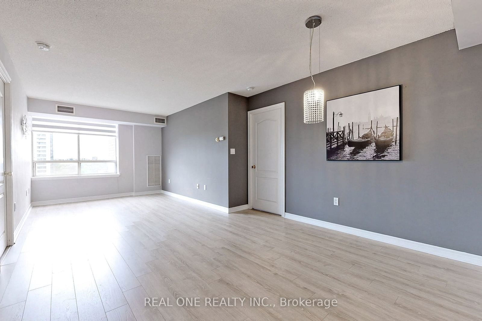 88 Grandview Way, unit 1203 for rent