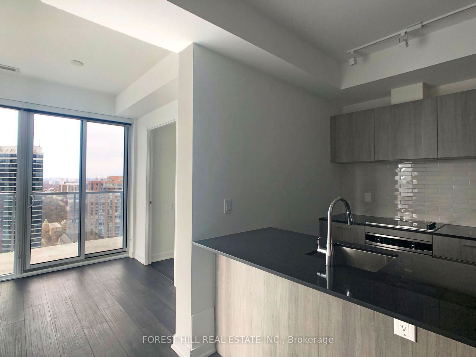 3 Gloucester St, unit 3109 for rent