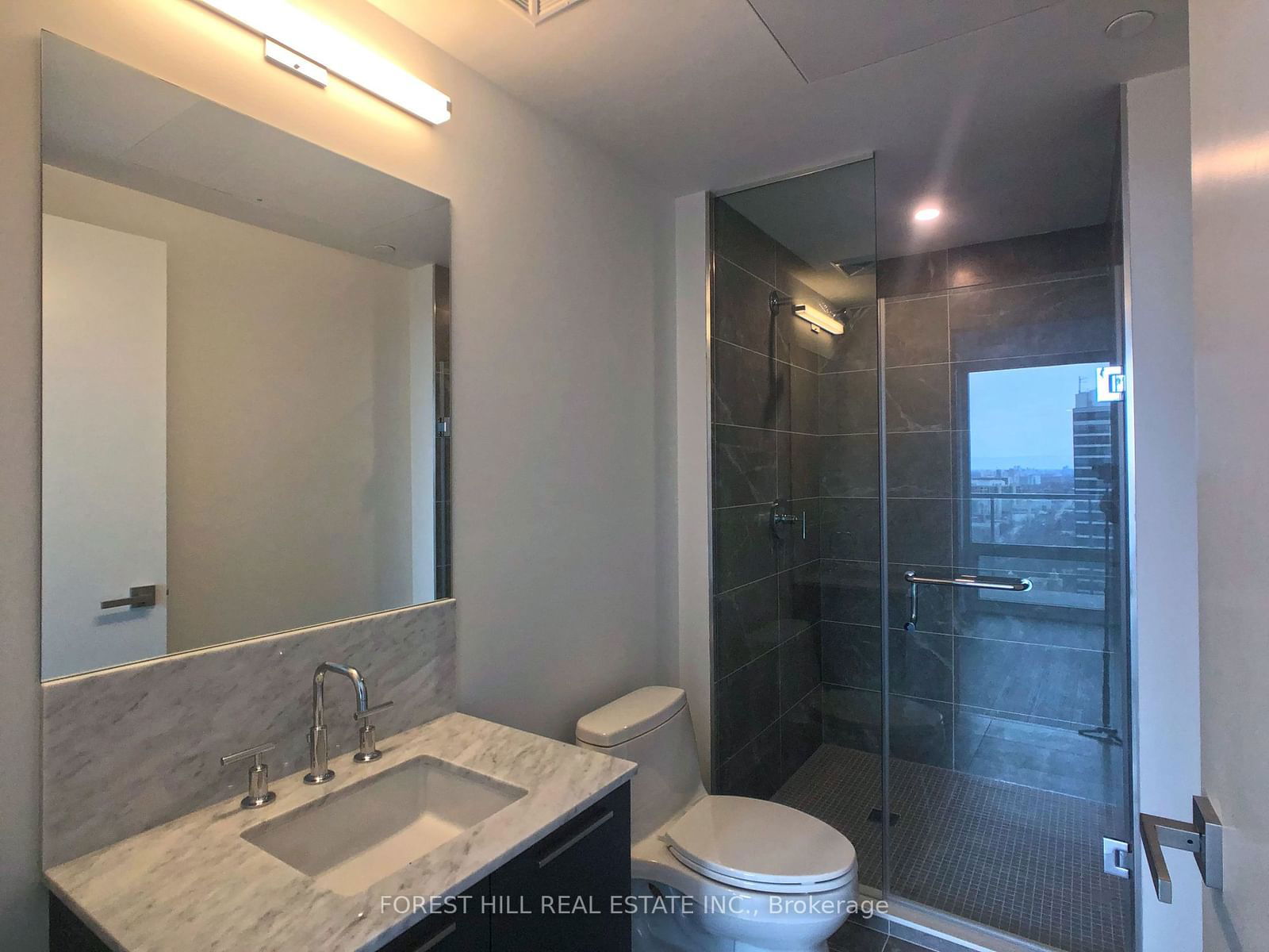 3 Gloucester St, unit 3109 for rent