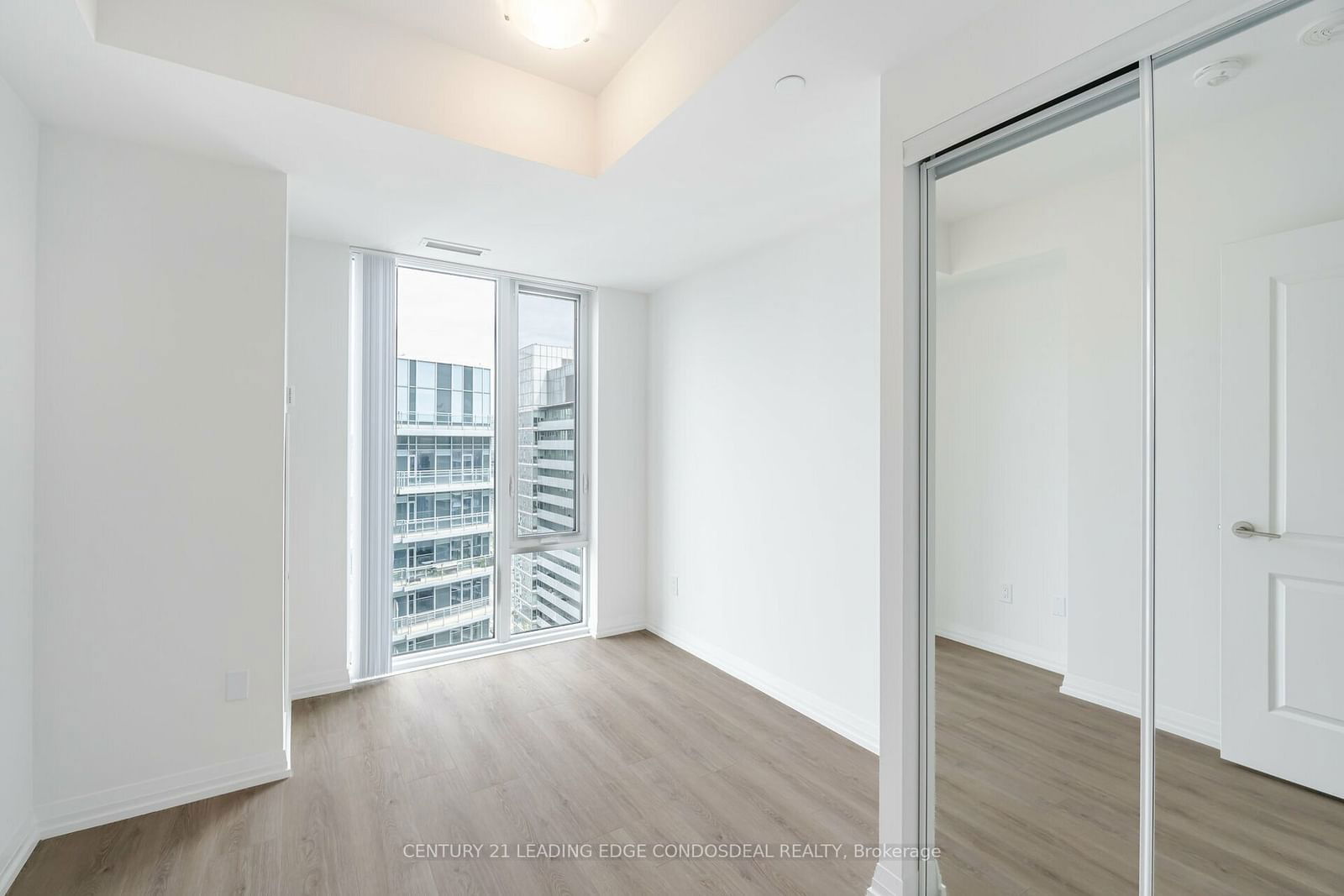 8 Widmer St, unit 4905 for rent