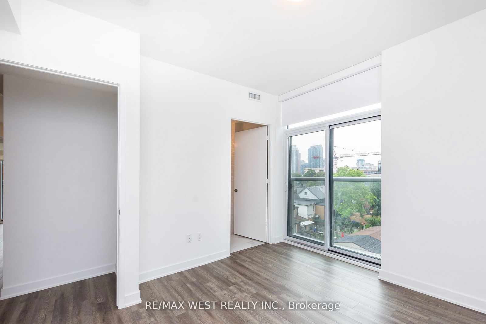 106 Dovercourt Rd, unit 504 for rent