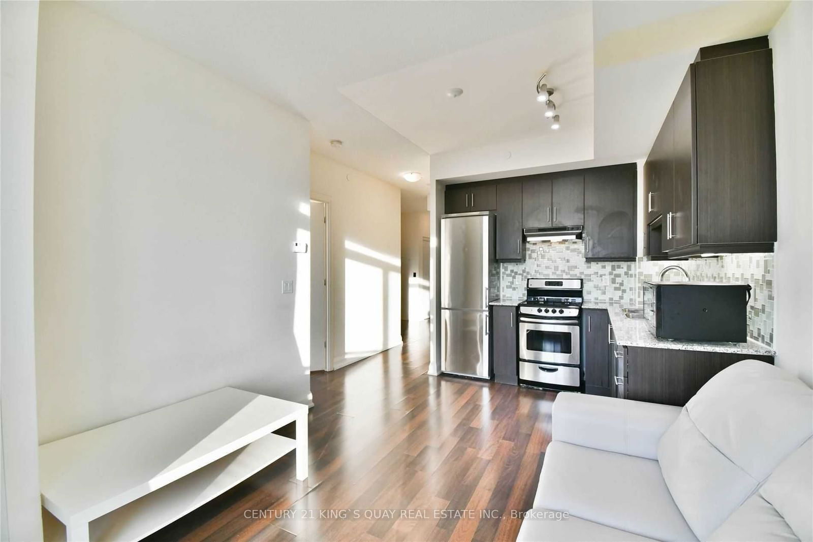 68 Canterbury Pl, unit 207 for rent