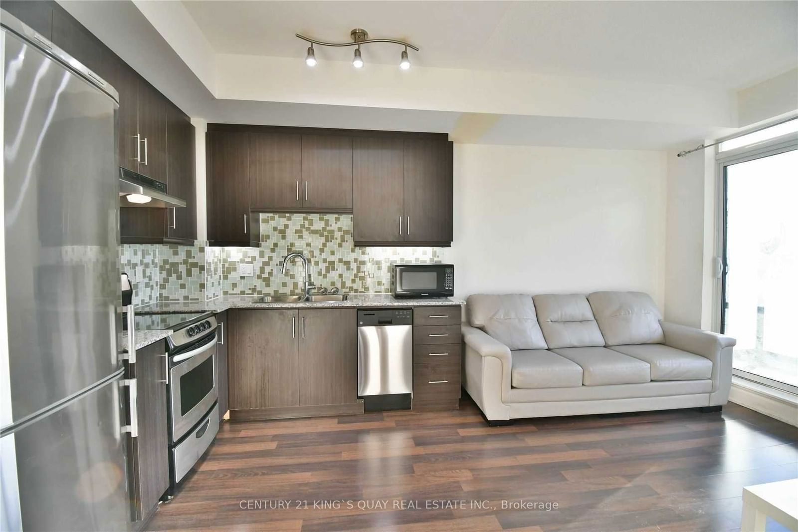 68 Canterbury Pl, unit 207 for rent