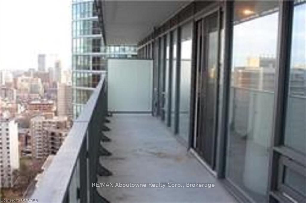 42 CHARLES St E, unit 2201 for sale