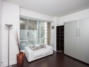 7 King St E, unit 709 for rent