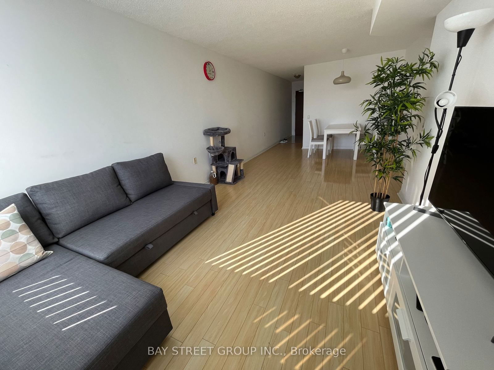 35 Finch Ave E, unit 309 for rent