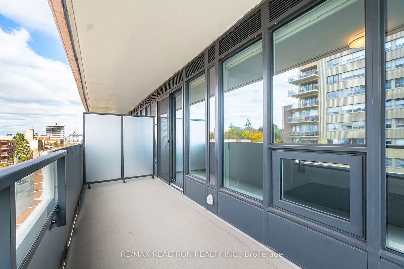 2525 Bathurst St, unit 605 for rent