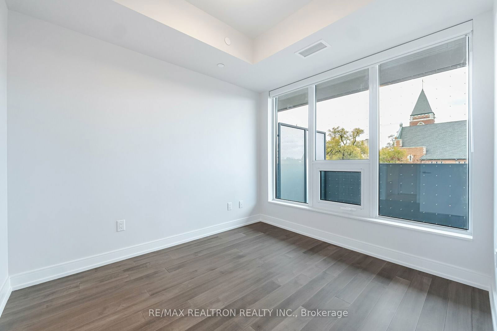 2525 Bathurst St, unit 308 for rent