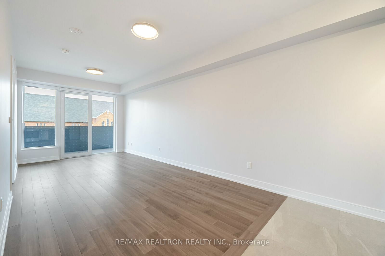 2525 Bathurst St, unit 308 for rent