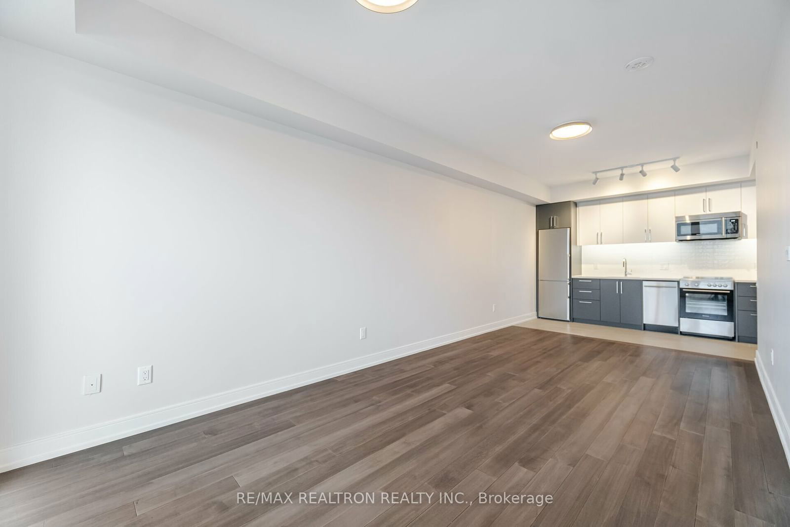 2525 Bathurst St, unit 308 for rent