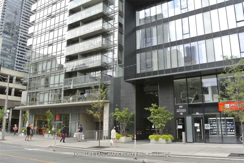 28 Wellesley St E, unit 2101 for rent