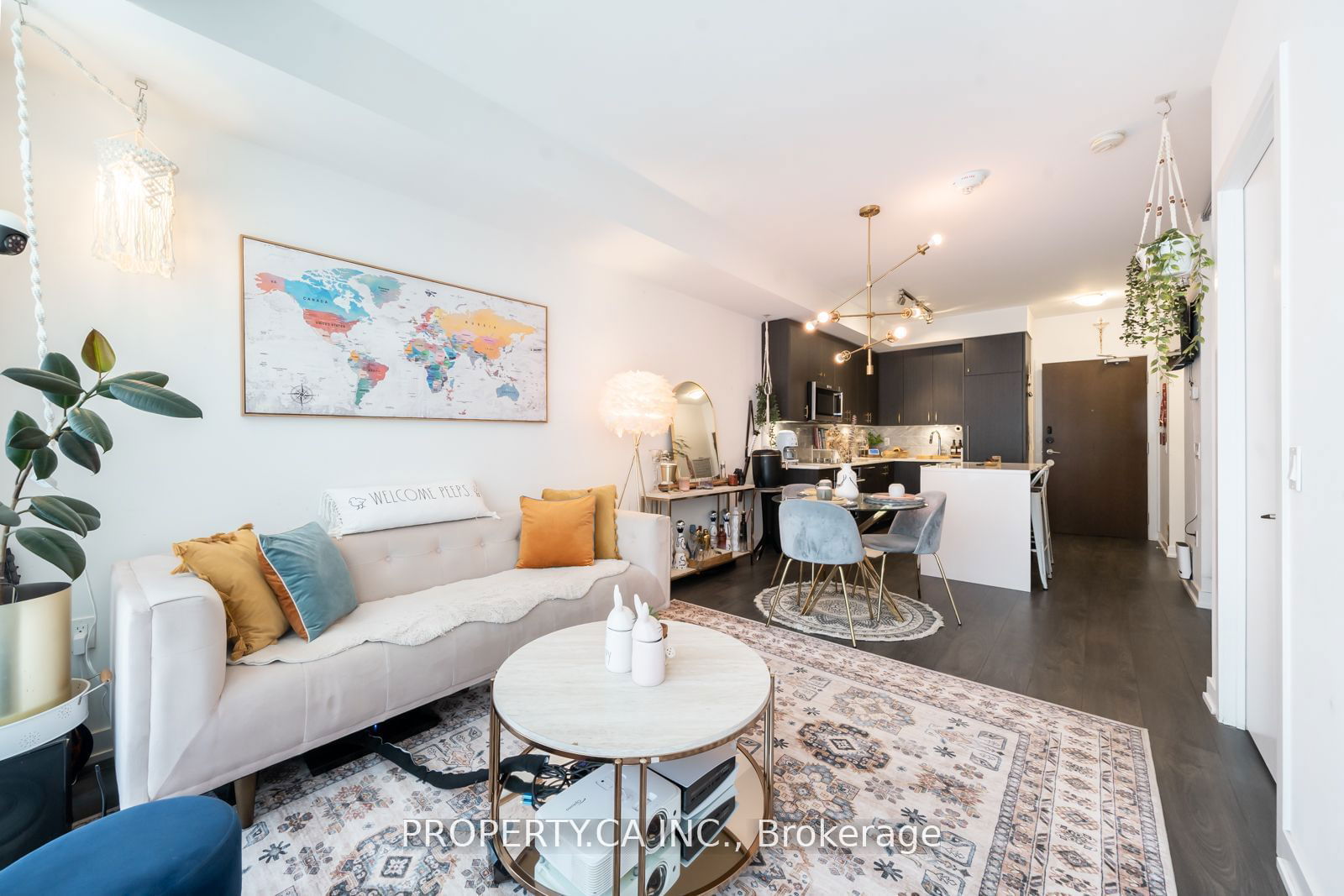 38 Iannuzzi St, unit 304 for sale