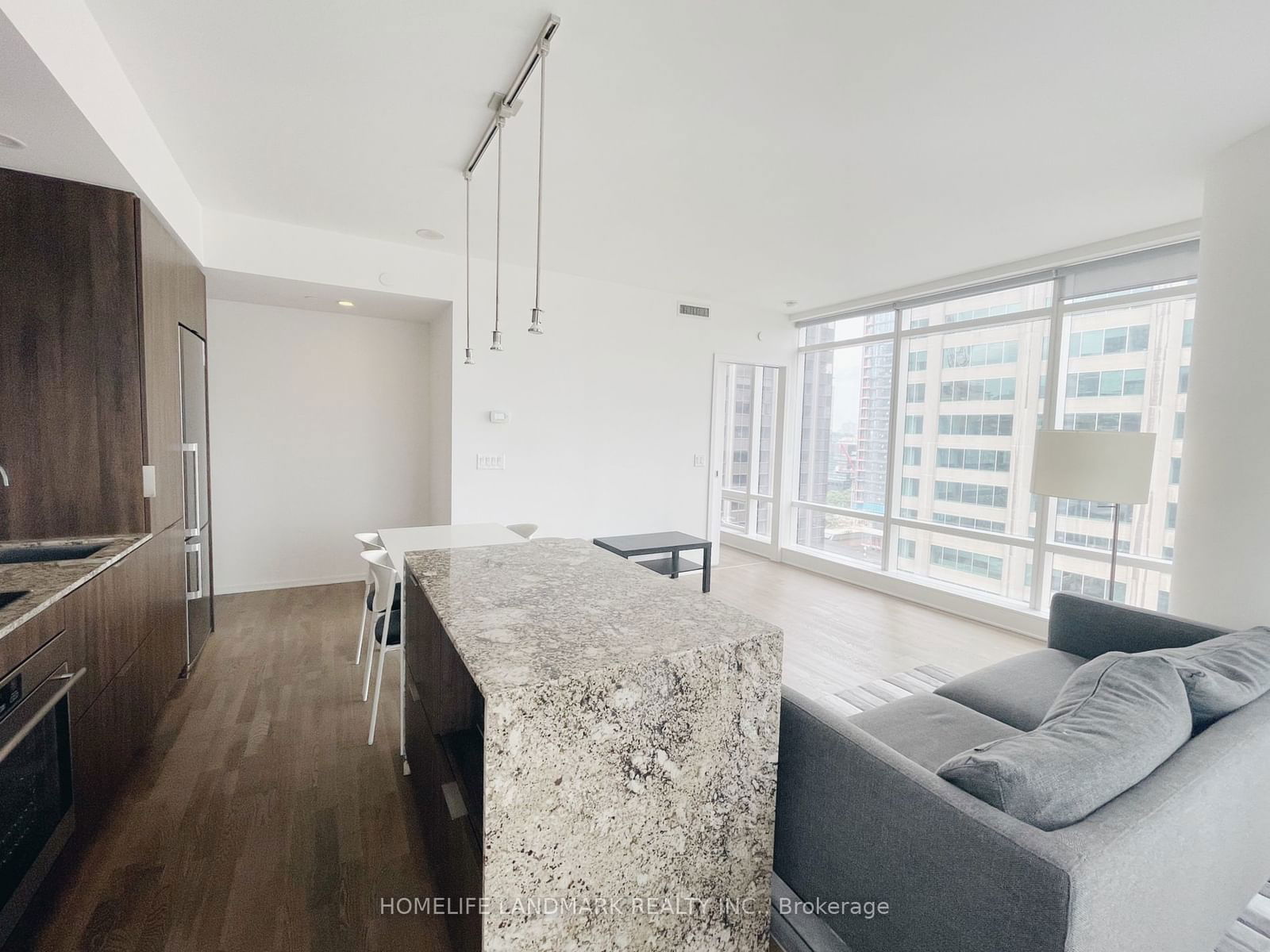 1 Bloor St E, unit 1001 for rent